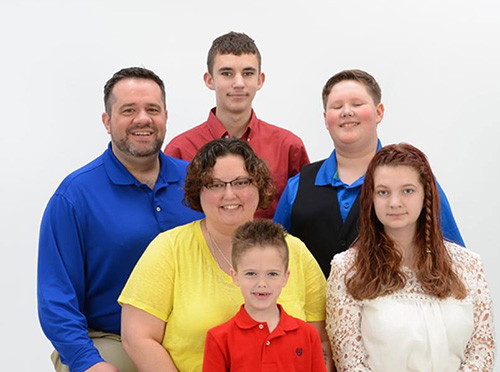 Chiropractor Kansas City MO Michael Emery With Family